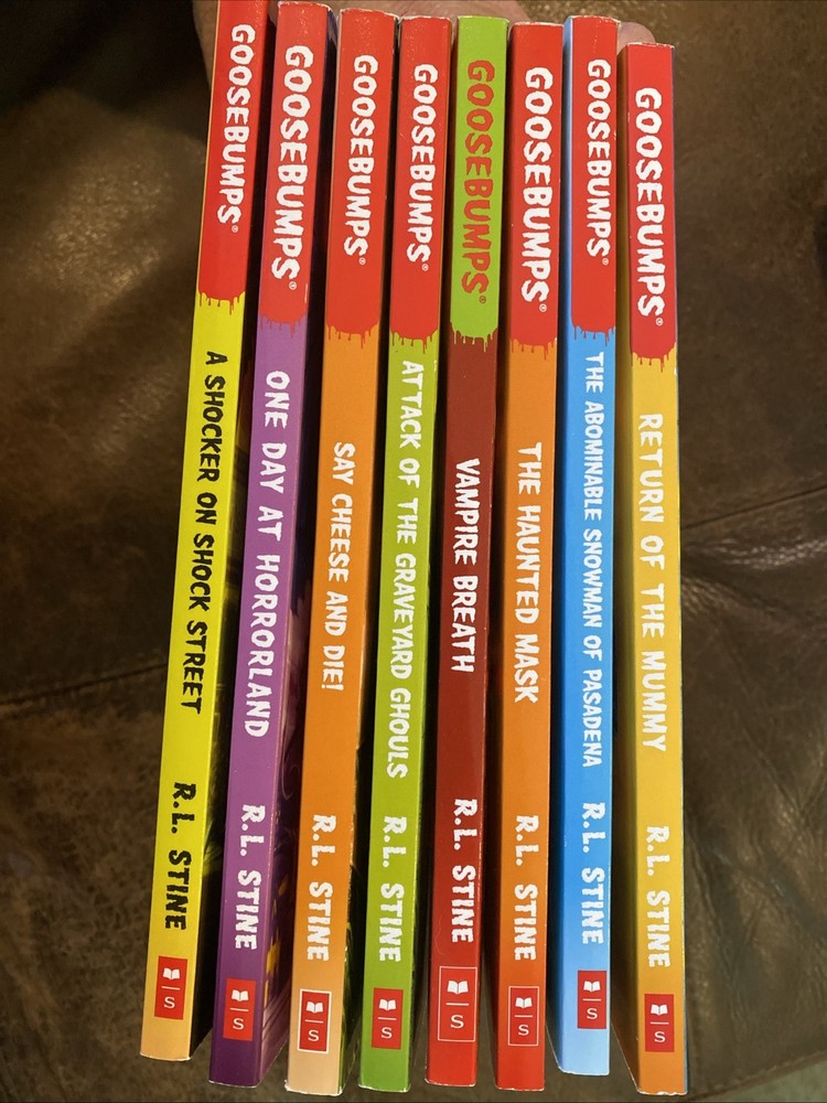 1990’s Goosebumps R.L. Stine Scholastic Books Lot Of 8