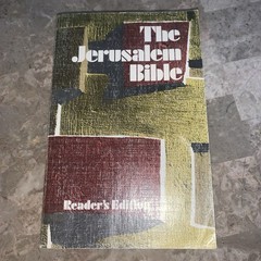 The Jerusalem Bible Reader’s Edition Paperback Book 1968 Doubleday 1960s Vintage
