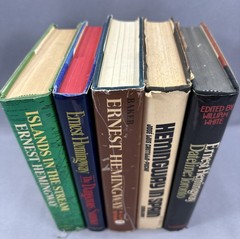 Lot of 5 Ernest Hemingway Related Mixed Titles Vintage Books HC/DJ