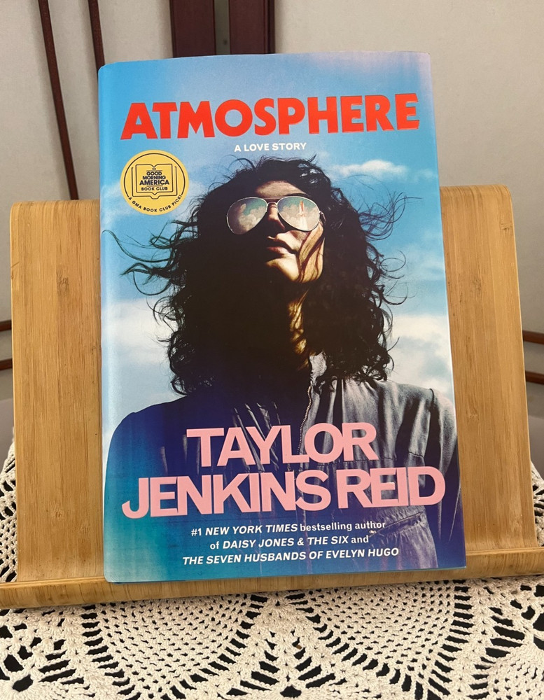 Atmosphere: a GMA Book Club Pick : A Love Story by Taylor Jenkins Reid (2025,…