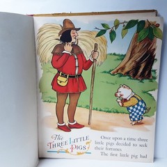 Vintage THREE FAMOUS STORIES Three Little Kittens Three Bears Three Pigs 1941