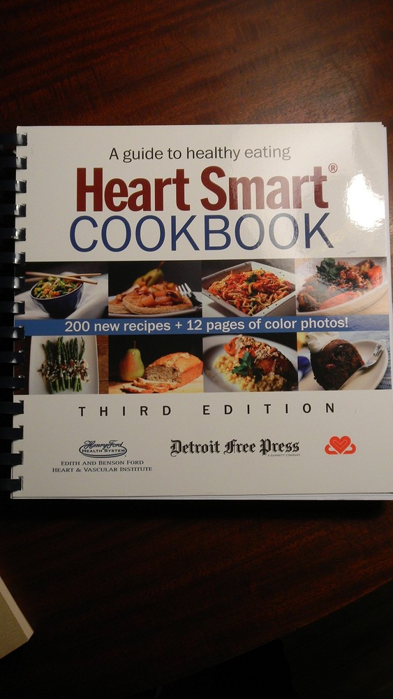 Heart Smart Cookbook:Third edition. A guide to healthy eating – Sue Selasky|…