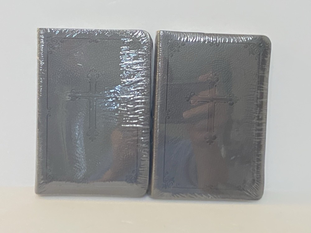 Lot Of 2 NIV Compact Bible Brown LeatherSoft Cover w/Cross Duo Tone Zondervan