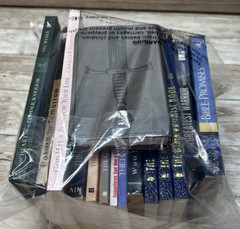 Lot of 15 Christian Bibles Jesus Related Books/ Booklets Vintage 4lbs