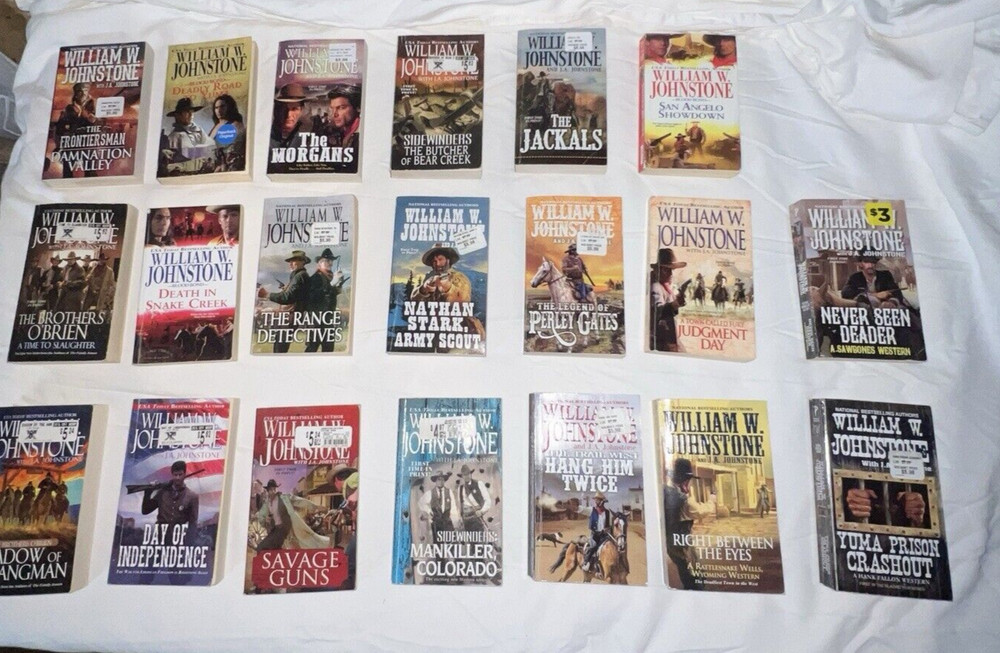 Lot of 20 William W. Johnstone Western Paperback Books Multiple Titles Reading