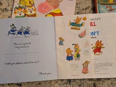 Richard Scarry Lot of (5) – 3 Large Vintage Hard Cover 60s/70s + 2 Paperbacks