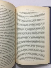 Singh, Tavleen: Durbar. 2012. 312 Pages. Hardcover