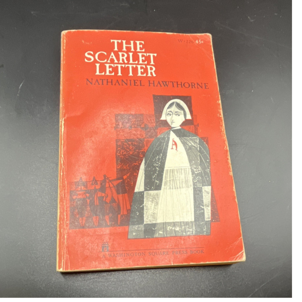 The Scarlet Letter Nathaniel Hawthorne vintage Paperback 9th printing 1962 red