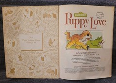Vintage 1983 CTW Sesame Street Puppy Love A Little Golden Book 109 – 58