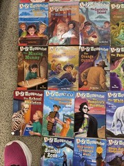 A to Z Mysteries Books Almost Complete Set Plus Super Editions 2,4 Ron Roy Lot