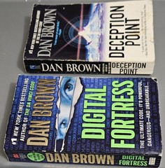 LOT OF 2 Dan Brown – Deception Point & Digital Fortress (Mass Paperback)