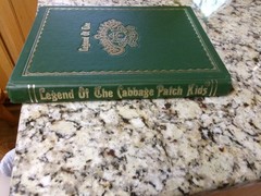 Legend Of The Cabbage Patch Kids Book 1984 256 pages Green cover FIRST EDITION