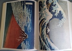 30 volumes of Primary Colors of Japan Art