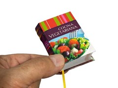 Miniature book „Cocina Vegetariana” more than 80 recipes 320 pages color photos
