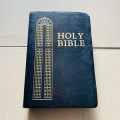 🔥1990, Nelson Regency Holy Bible King James Version Giant Print Red Letter