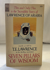 Seven Pillars of Wisdom (1962) ~ T. E. Lawrence ~ Vintage Paperback