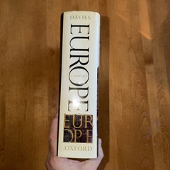 Europe: A History by Norman Davies Hardcover with Dustjacket VG