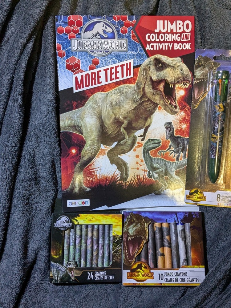 Jurassic World Coloring & Activity Book 80 pages! 2 Packs Of Crayons 8 Color Pen