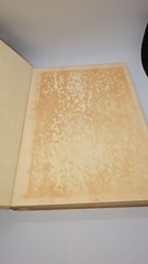 Living with Antiques Edited by Alice Winchester Galahad Books