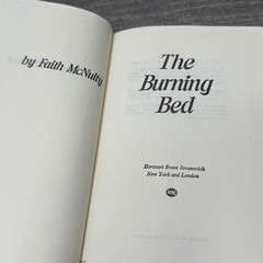 The Burning Bed Faith McNulty 1980 Book Club Edition True Crime Harcourt Brace