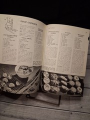 Vintage cookbook Culinary Arts Institute Encyclopedic Cookbook 1960s