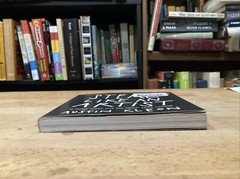 *SIGNED* PAPERBACK Austin Kleon STEAL LIKE AN ARTIST