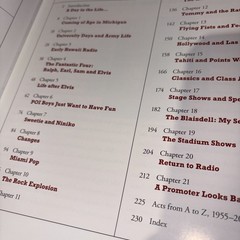 The Showman of the Pacific – 50 Years of Radio and Rock Stars Tom Moffatt and Je