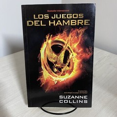 Los Juegos Del Hambre / The Hunger Games Suzanne Collins (2013 PB) Spanish Ed.