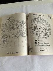 Strawberry Shortcake Coloring Book 400 Pages of Fun Sparkle and Shine