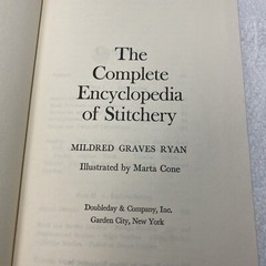 Vintage The Complete Encyclopedia of Stitchery by Mildred Graves Ryan 1979 HC DJ