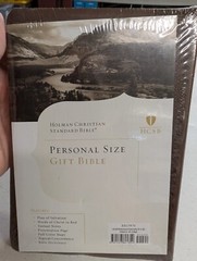 Holy Bible HCSB Personal Size Gift Bible Holman Christian Standard BN 240711