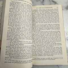 A La Recherche Du Temps Perdu, tome 1: Du Cote de Chez Swann; A l’Ombre des Je..