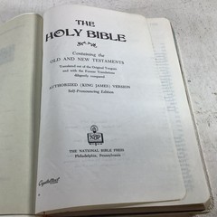 Holy Bible KJV 1970 National Bible Press White Bonded Leather VG 8.75″ x 5.75″