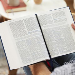 LSB MacArthur Study Bible 2nd Edition – Black Genuine Leather, Thumb Indexed