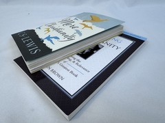 Pair Of Books C S Lewis Mere Christianity & Discussing Mere Christianity Guide