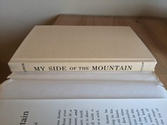 My Side of the Mountain – Hard Cover – Dust Jacket – Newbery Honor Medal – VTG
