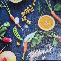 Love Food Superfoods: 150 Recipes to Inspire Health & Happiness HC 2017