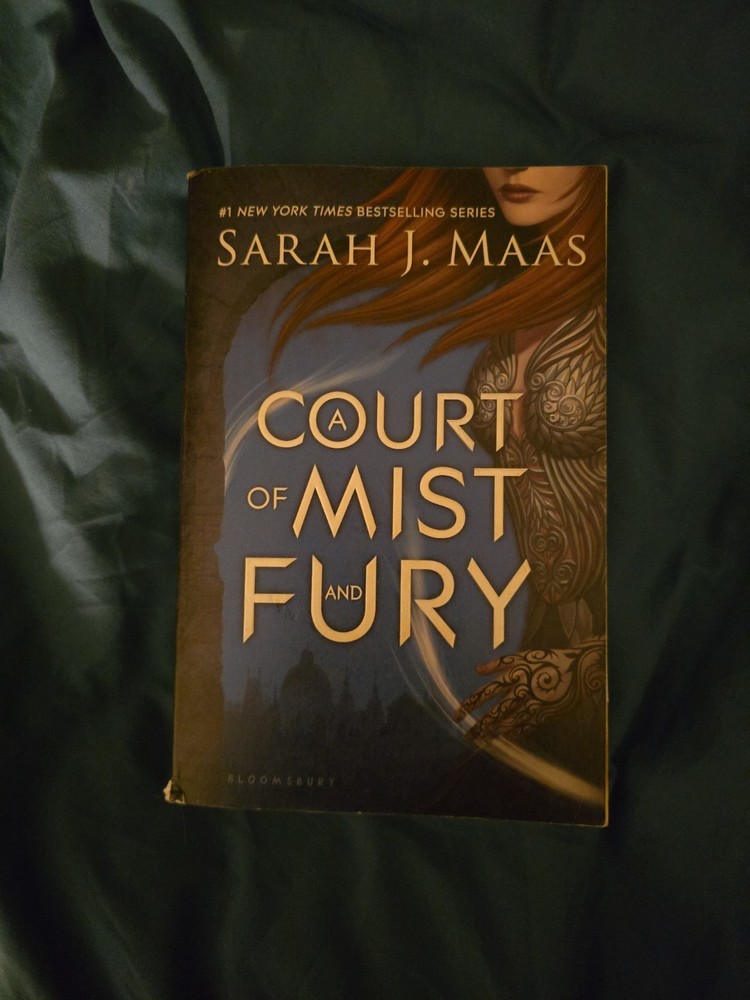 A Court of Mist and Fury Sarah J. Maas Paperback