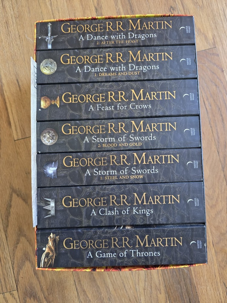 George R.R. Martin A Song of Ice and Fire Box Set: Includes 7 Novels