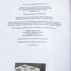Papercrafts and Origami, Crafting, Softcover, 512 Pages, Hermes House 2002