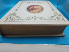 White Holy Bible King James Version Red Letter Edition Regency Vintage 1971