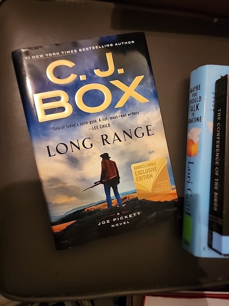 C.J. Box LONG RANGE-A Joe Pickett Novel Crime Nature Fiction 2020 -368 Pages