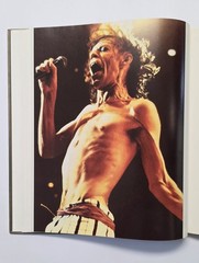 Annie Leibovitz: Photographs 1970-1990 First Editon Harcover Book Dust Cover