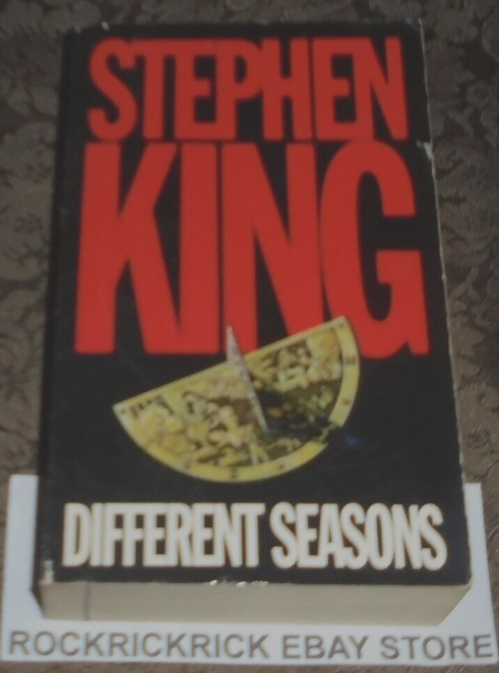 STEPHEN KING DIFFERENT SEASONS BOOK (560 PAGES)