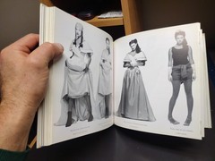Chic por Gloria Kalil Um Guia Basico De Moda E Estilo 1999 Sao Paulo 246 pages