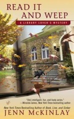 Read It and Weep (A Library Lover’s Mystery) – Mass Market Paperback – VERY GOOD