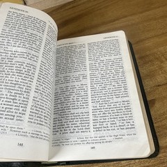 Living Bible Paraphrased Cowhide Leather Second Printing Tyndale Cowhide Green