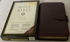 ESV COMPACT THINLINE EDITION. PREMIUM BONDED LEATHER. SLIDE TAB. NEW IN BOX.