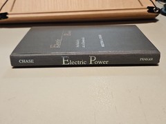 Electric Power:An Industry at a Crossroads by Milton A. Chase HC 1st 1988