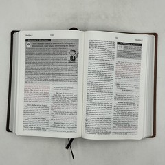 THE EVIDENCE STUDY BIBLE Ray Comfort & Lynn Copeland 2021 HC Bridge-Logos Brown